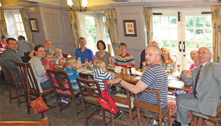 Anchor party Simon's b'day