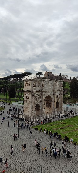 Constantine arch